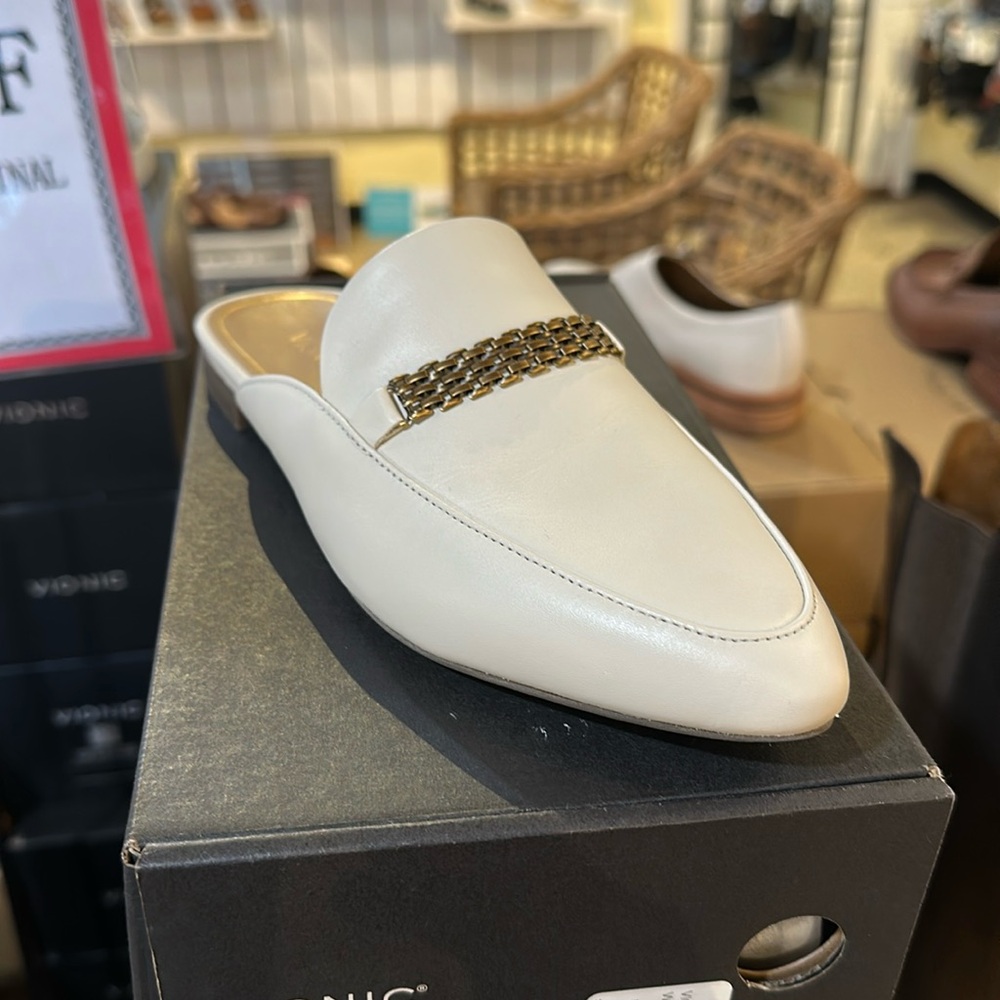 Vionic Starling Mule cream